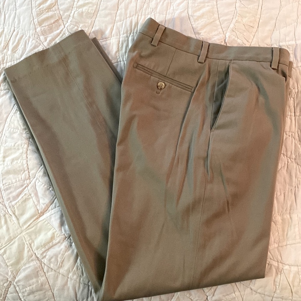 Kirkland, flat front Khakis